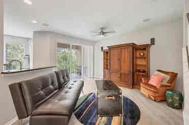 Roomates wanted Shared Condominium