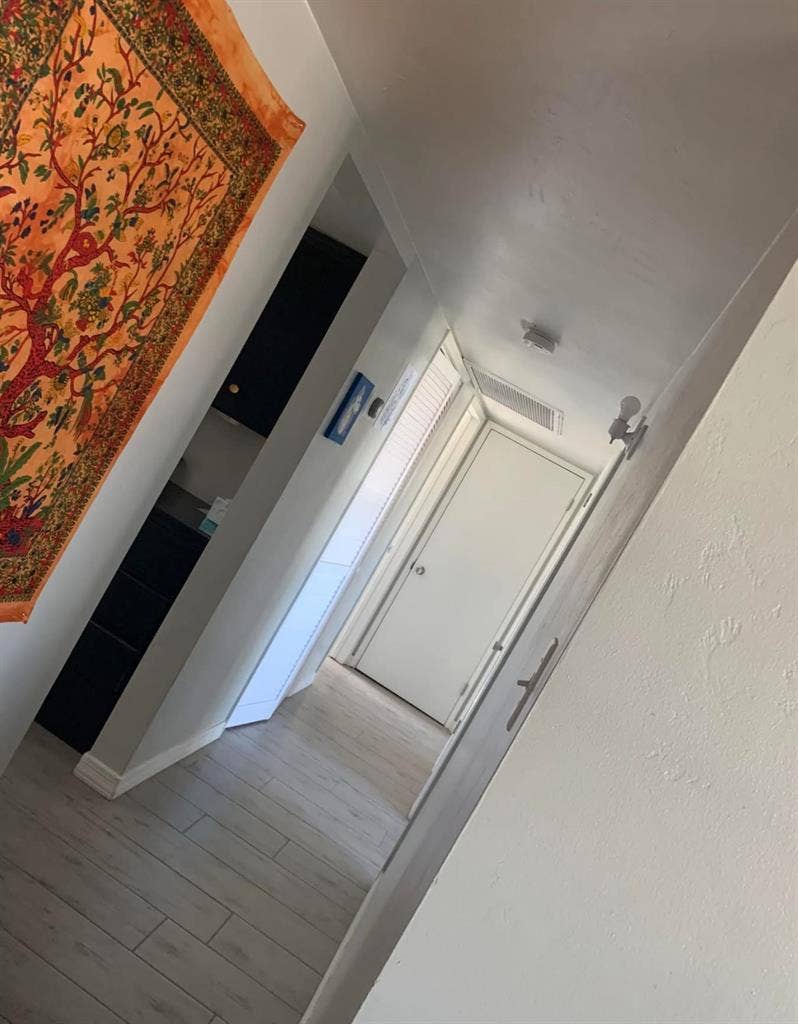 Looking for female only, Aug 1