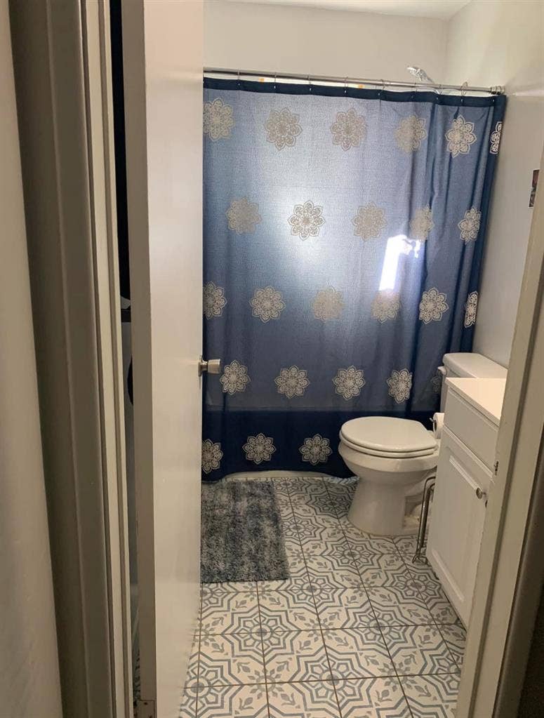 Looking for female only, Aug 1