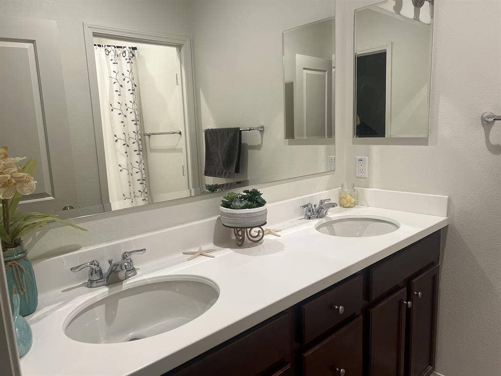 Beautiful furnished  room for rent