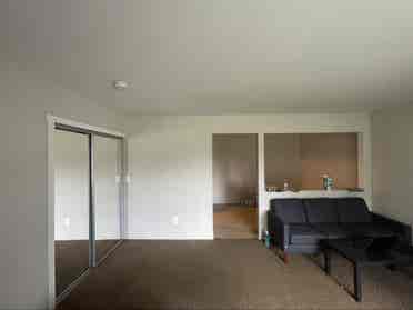 Room in Quiet 2BR Townhome