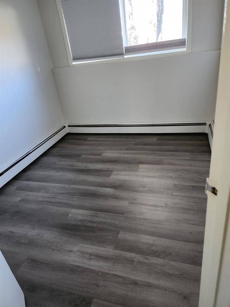 1 bedroom apartment lease takeover