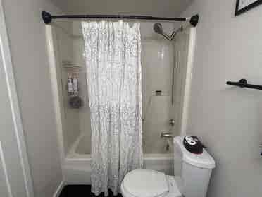 Unfurnished Room
