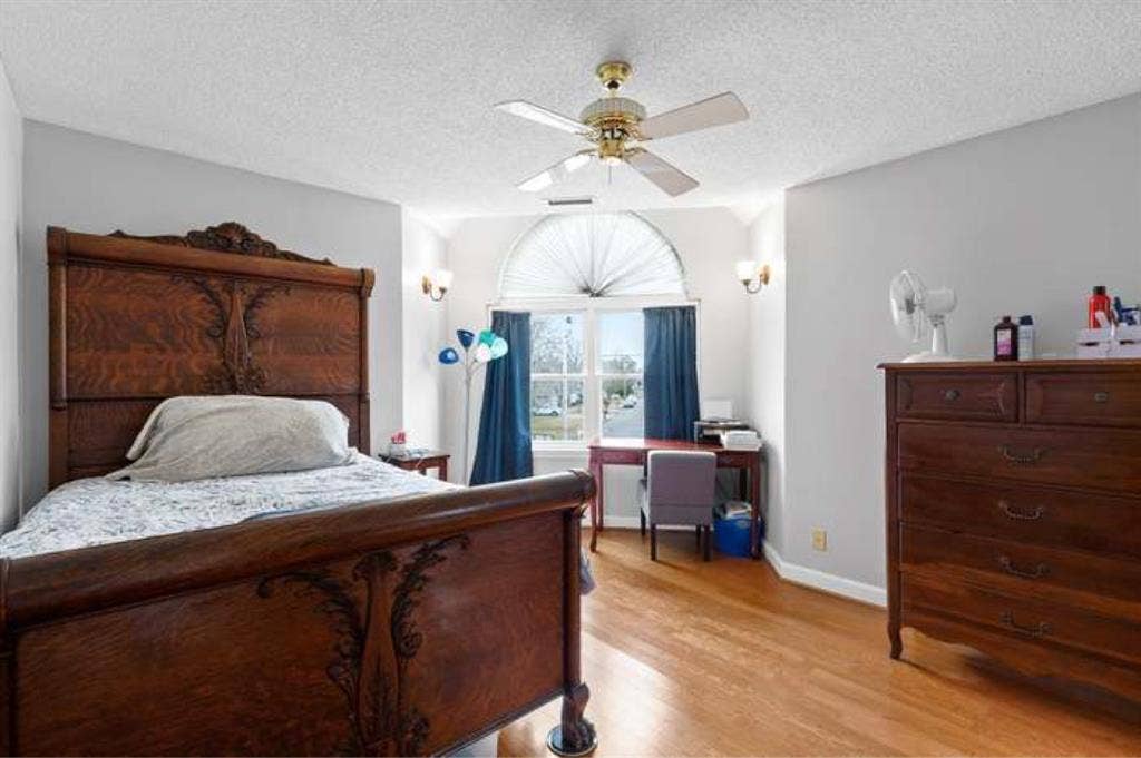 Needing a roommate