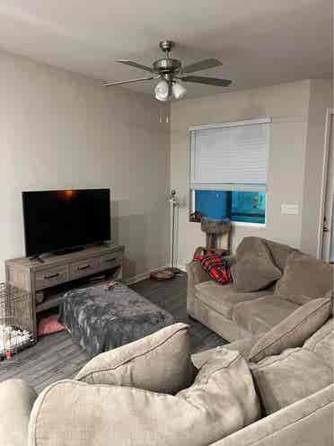 TownHome For Rent Read Desc