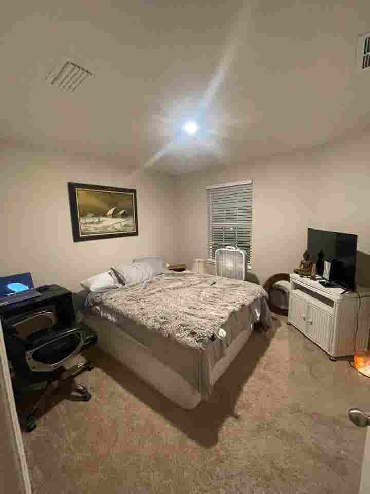 TownHome For Rent Read Desc