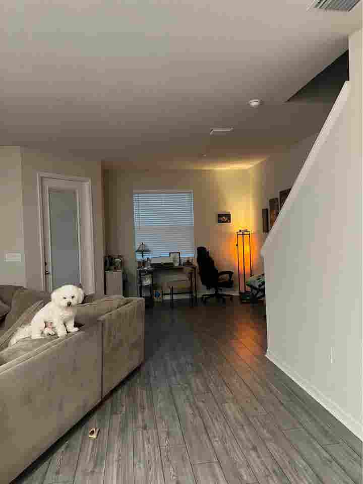 TownHome For Rent Read Desc
