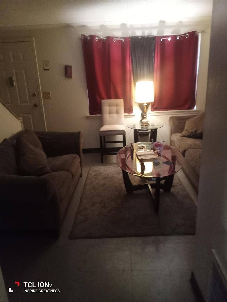 Shared Room/Housing