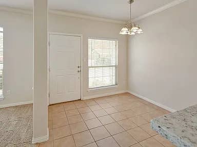 Private Room + Bathroom in Townhome