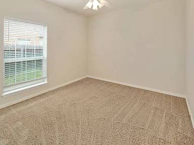 Private Room + Bathroom in Townhome