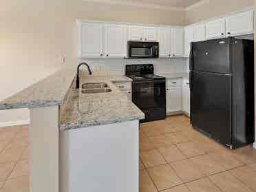 Private Room + Bathroom in Townhome