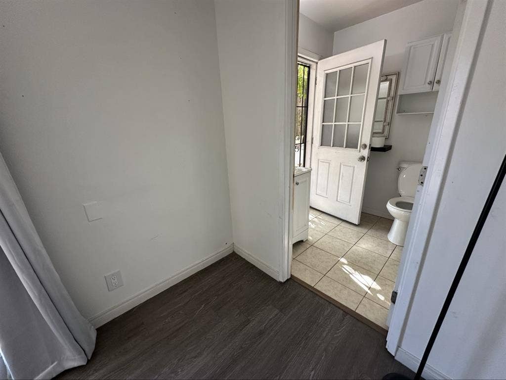 Master with own entrance and bath