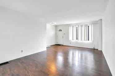 bath townhouse for Rent