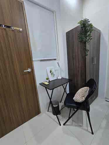 Near mrt station & shopping mall