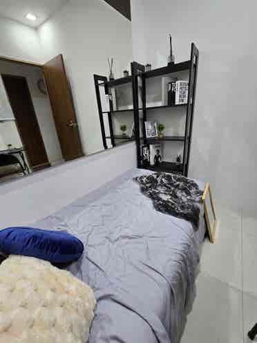 Near mrt station & shopping mall