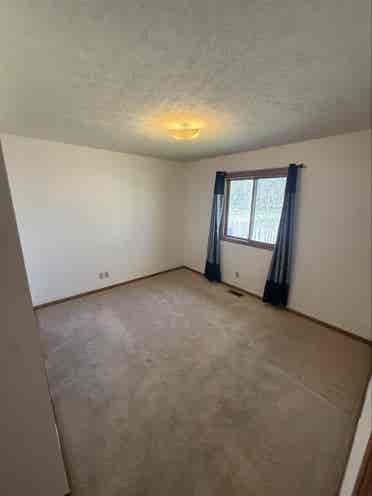Looking to fill private room