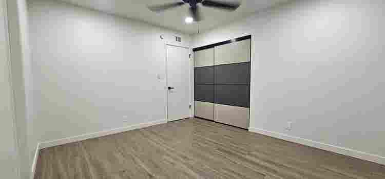 Clean House in search of roommates