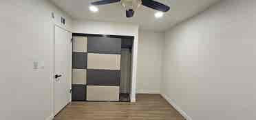 Clean House in search of roommates