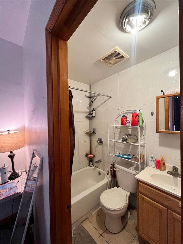 Looking for Renter