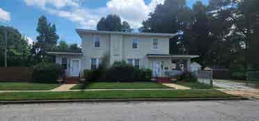 Fully Renovated one bedroom