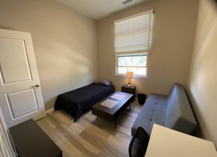 Furnished Room in Irvine