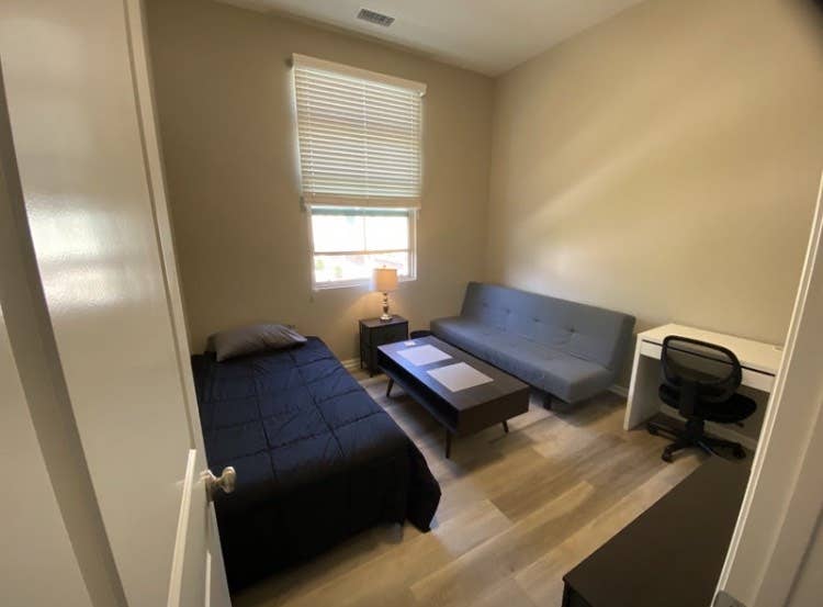 Furnished Room in Irvine