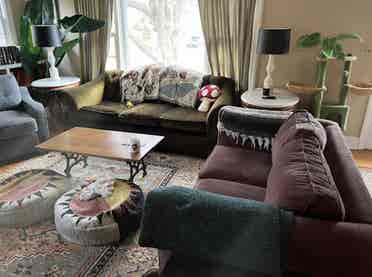 Roommate for cute house in Easton