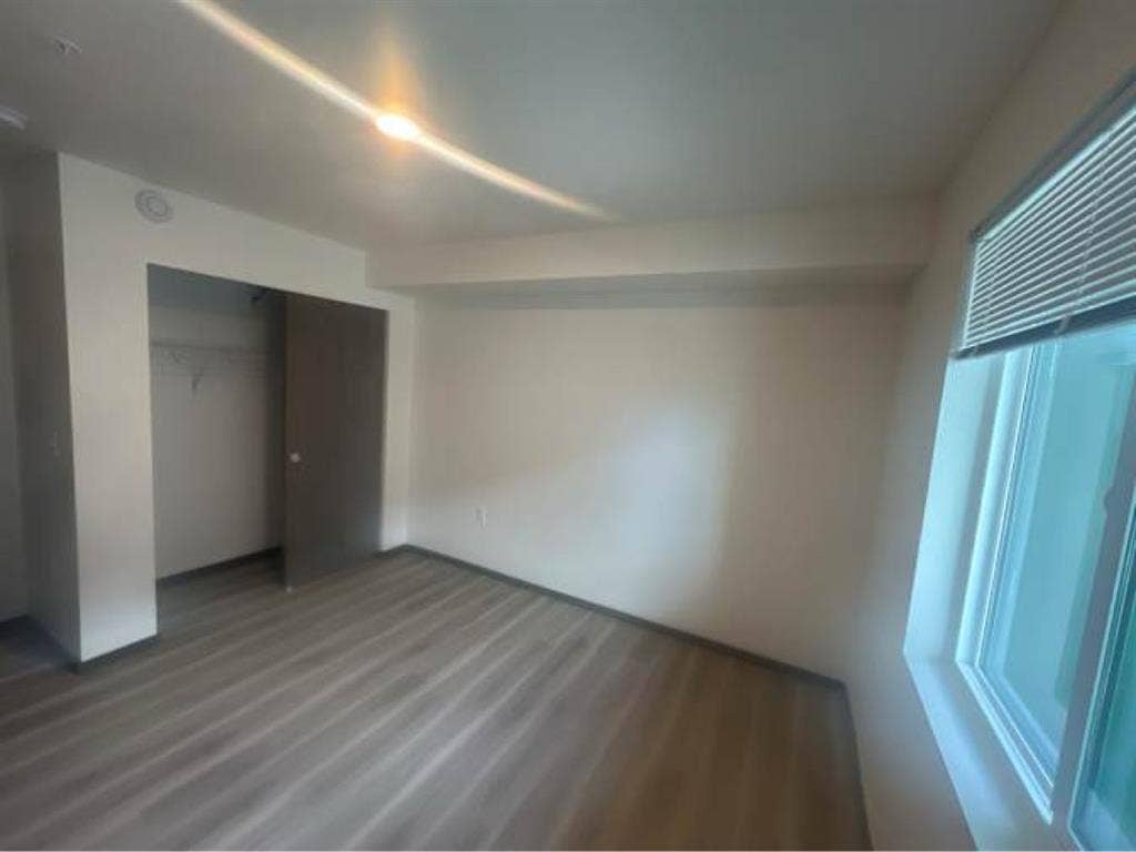 Ready to move in NOW!