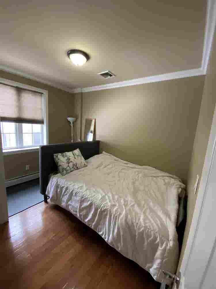 Room for Rent in Astoria