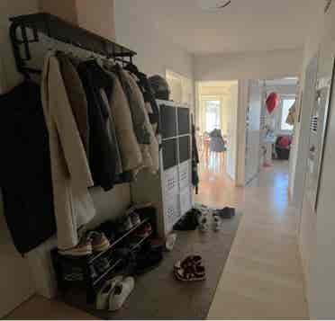 1 grosses WG-Zimmer zu vermieten