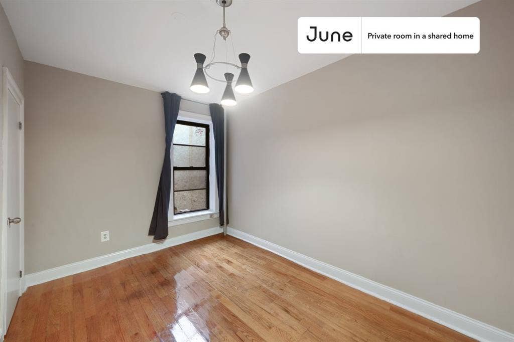 4 BR in New York City