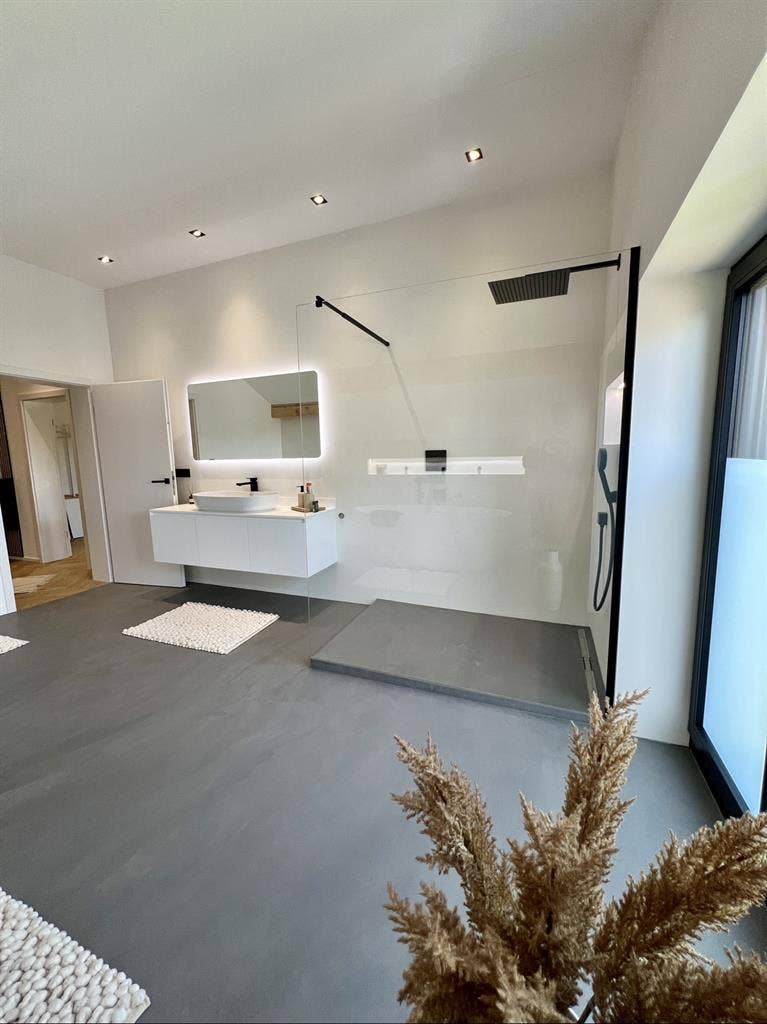 Simply Living Apartment