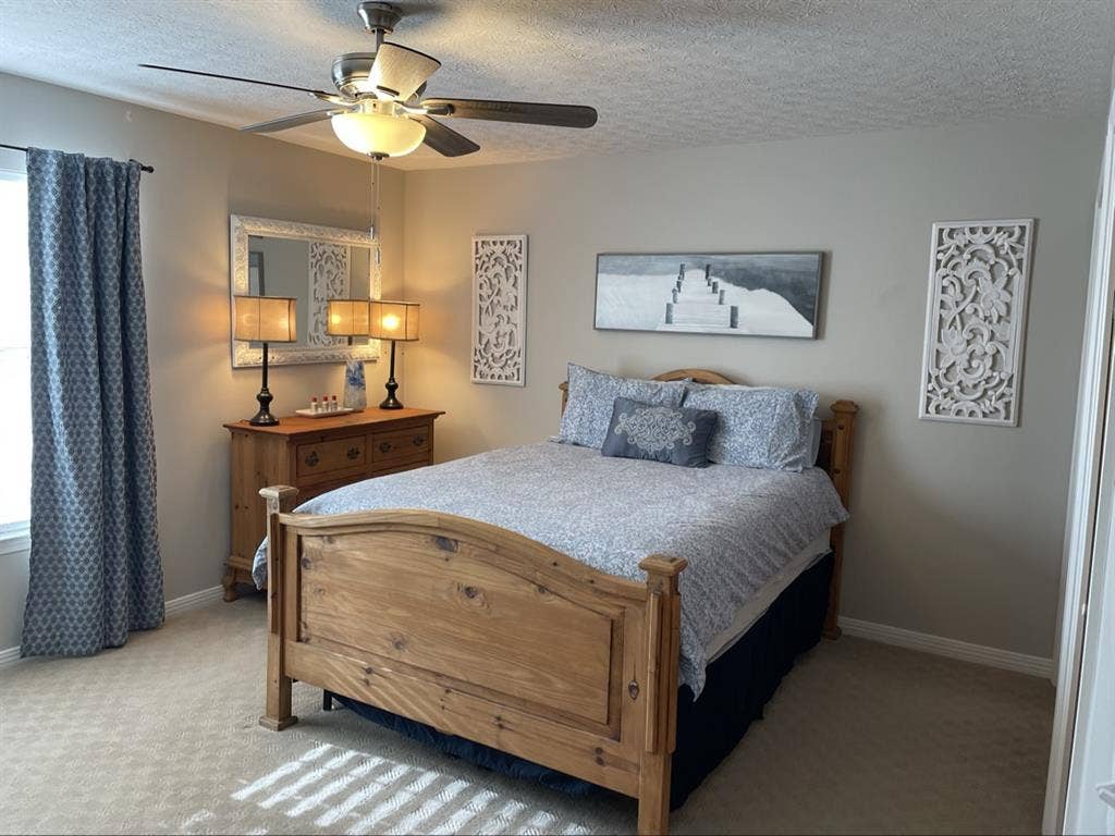 Downtown FWB, 5 min to EVERYTHING!!