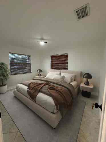 Rooms for rent near El Portal