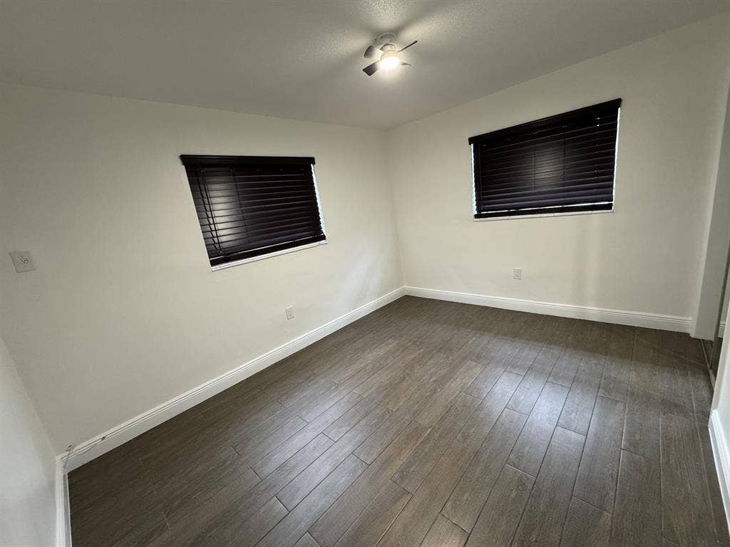 Rooms for rent near El Portal
