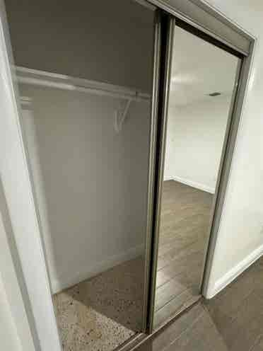 Rooms for rent near El Portal