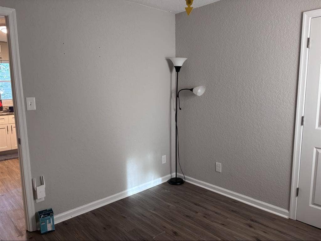 Room for Rent!