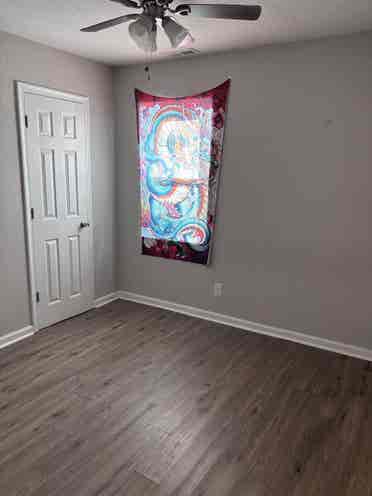 Room for Rent!