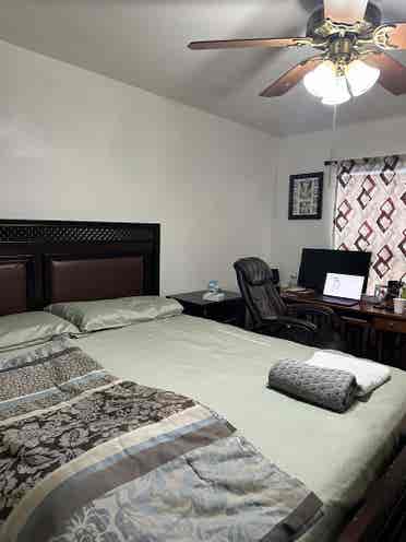 Medical Area -furnished room