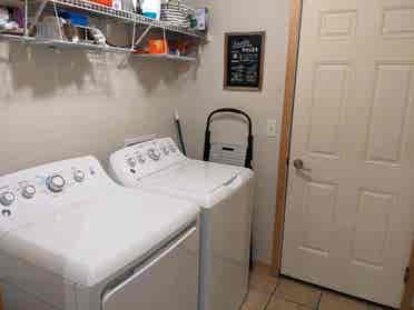 Private Bedroom in 3 br townhouse
