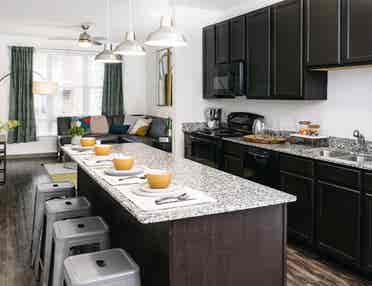 Sublease: move-in available now!