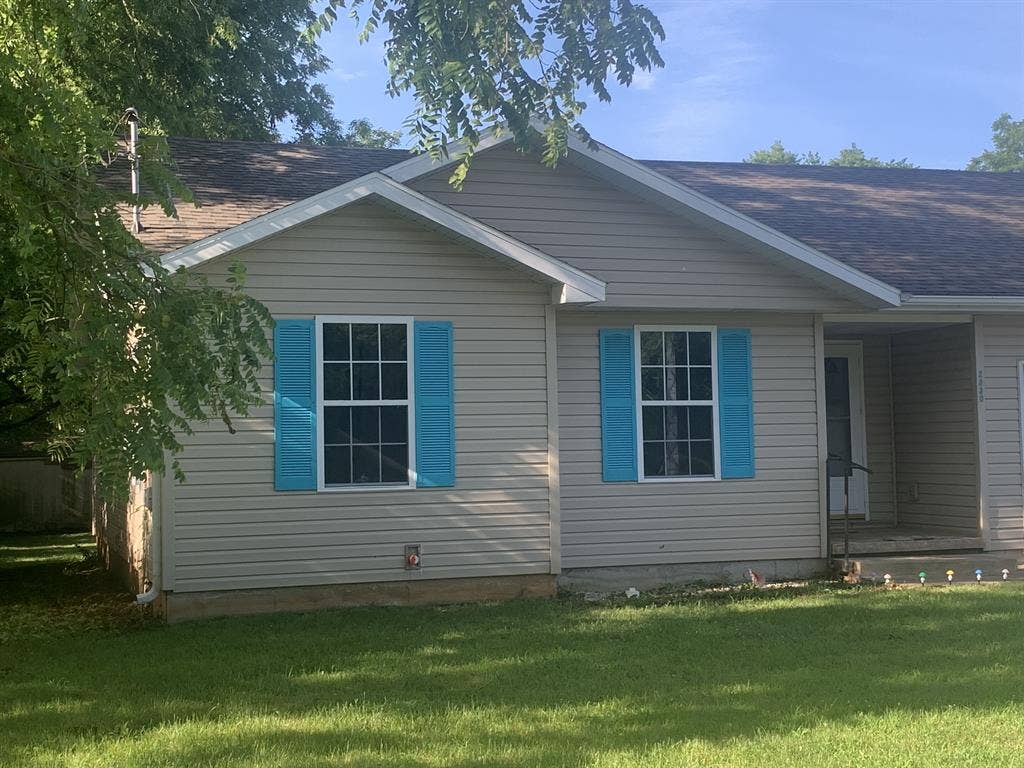 OTC roommate 3 BR home