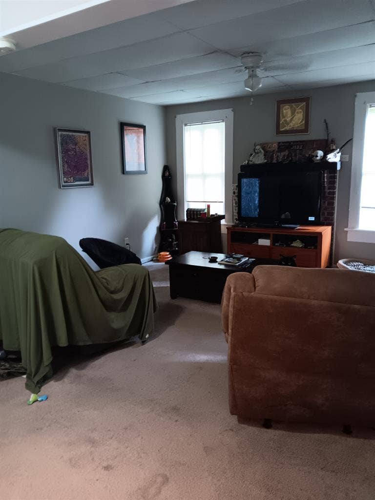 Room for rent!
