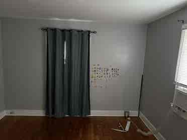 Multiple rooms for rent