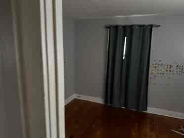 Multiple rooms for rent