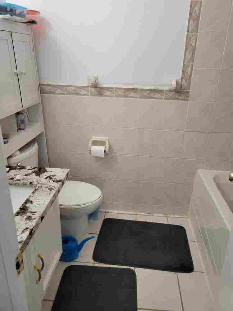 Private room in shared house.
