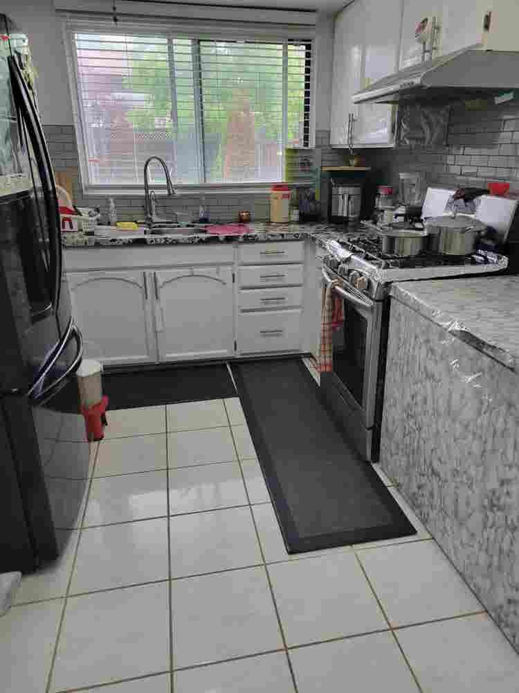 Private room in shared house.