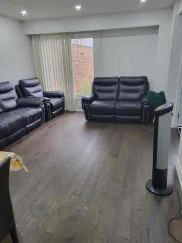 Private room in shared house.