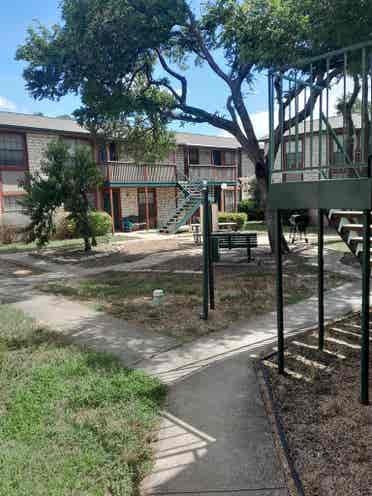 Buttercup Creek Apts.