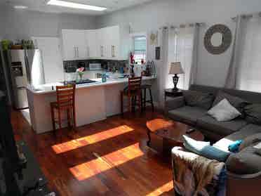 All female apartment w/ central A/C